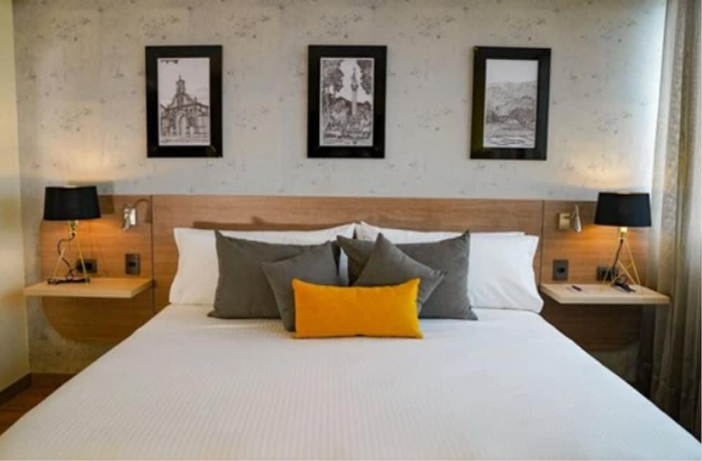 Hotel Casino Internacional Cucuta Exterior photo A bedroom at the hotel