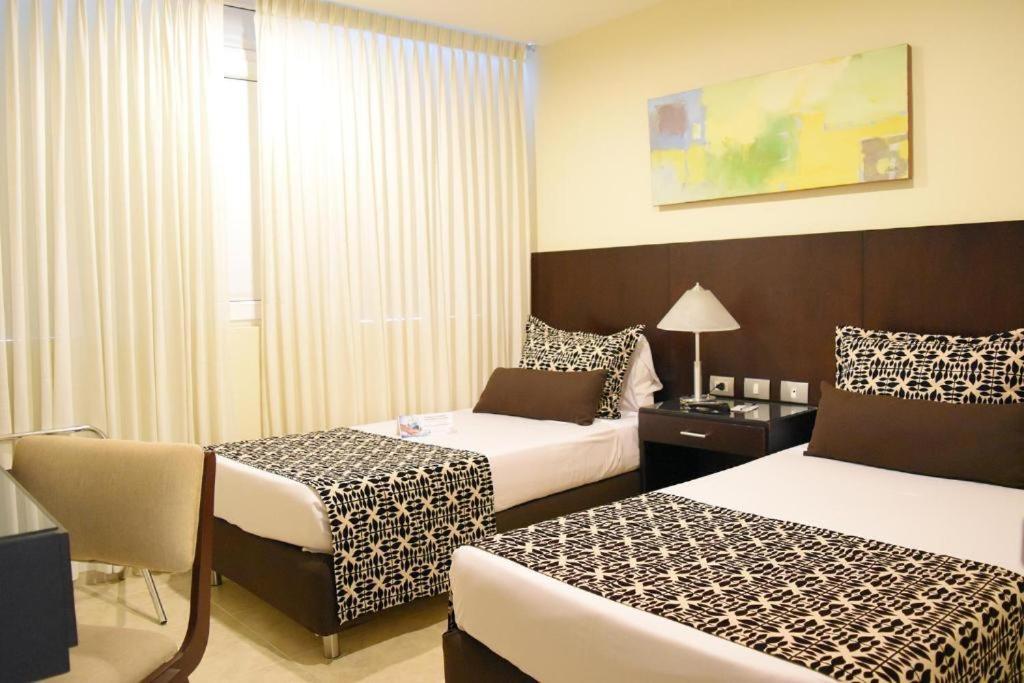 Hotel Casino Internacional Cucuta Exterior photo Deluxe Room